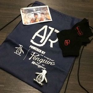 AJR fan pack with bag and fingerless gloves
